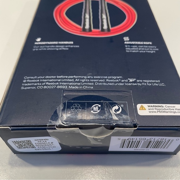 NWT Reebok Adjustable Jump Rope for Cardio Workout Exercise - Picture 4 of 5